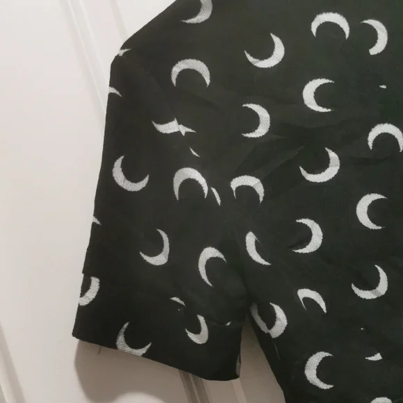 Stylish Black and White Mini Dress Cresent Moon, it has pockets. - Picture 5 of 7